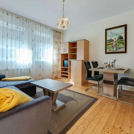 In Near Nockberge Alps 아파트 Glodnitz